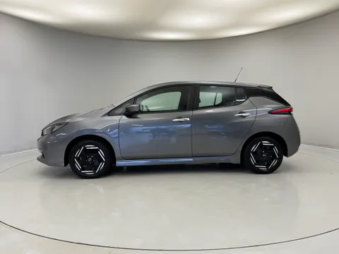 6 of 33 for Nissan LEAF 110kW Acenta 39kWh 5dr Auto