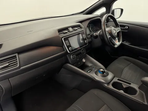 14 of 33 for Nissan LEAF 110kW Acenta 39kWh 5dr Auto