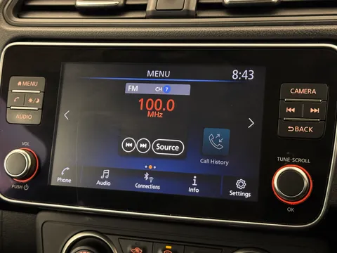 24 of 33 for Nissan LEAF 110kW Acenta 39kWh 5dr Auto