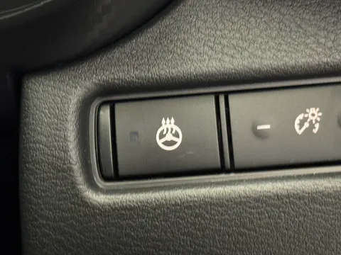 DX74YTB Nissan Juke 1.0 DiG-T Tekna 5dr DCT Thumbnail #30