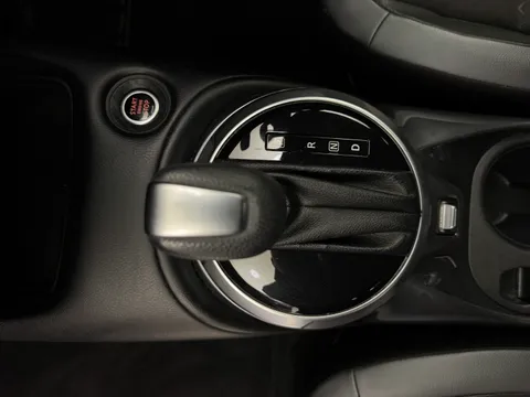 DE72YCB Nissan Juke 1.0 DiG-T 114 N-Connecta 5dr DCT Thumbnail #17