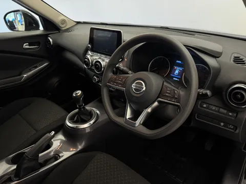 DN71RZA Nissan Juke 1.0 DiG-T 114 Acenta 5dr Thumbnail #22