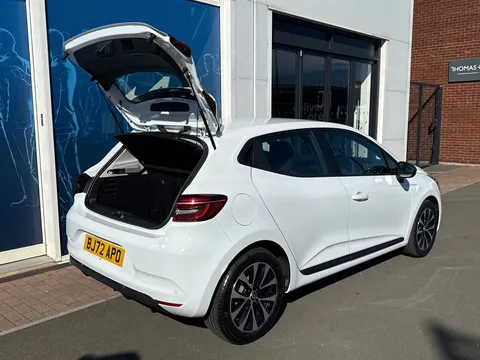 BJ72APO Renault Clio 1.6 E-TECH full hybrid 145 Evolution 5dr Auto Thumbnail #30