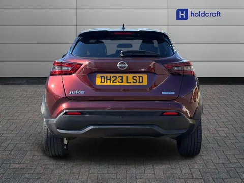 DH23LSD Nissan Juke 1.6 Hybrid Tekna 5dr Auto Thumbnail #5