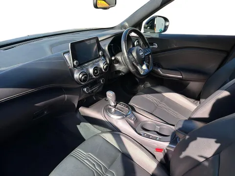 DH23LSD Nissan Juke 1.6 Hybrid Tekna 5dr Auto Thumbnail #11