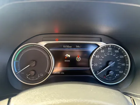 DH23LSD Nissan Juke 1.6 Hybrid Tekna 5dr Auto Thumbnail #13