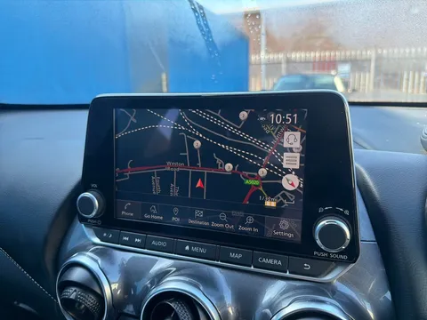 DH23LSD Nissan Juke 1.6 Hybrid Tekna 5dr Auto Thumbnail #14