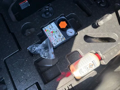 DH23LSD Nissan Juke 1.6 Hybrid Tekna 5dr Auto Thumbnail #20