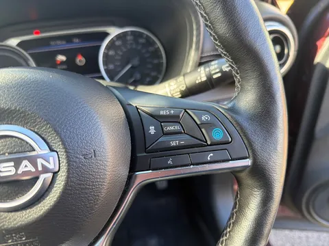 DH23LSD Nissan Juke 1.6 Hybrid Tekna 5dr Auto Thumbnail #25