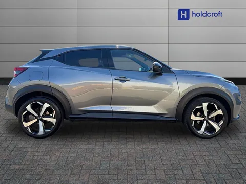 DV22EPO Nissan Juke 1.0 DiG-T 114 Tekna 5dr DCT Thumbnail #3