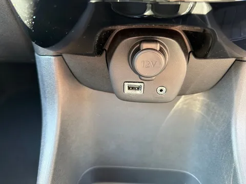 KE69EEW Citroën C1 1.0 VTi 72 Feel 3dr Thumbnail #16