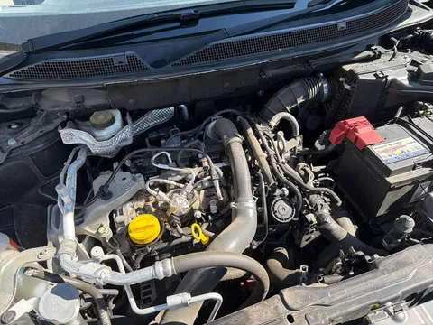 YL70GZG Nissan Qashqai 1.3 DiG-T 160 N-Connecta 5dr DCT [Glass Roof Pack] Thumbnail #10