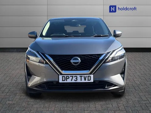 DP73TVD Nissan Qashqai 1.3 DiG-T MH 158 Acenta Premium 5dr Xtronic Thumbnail #8