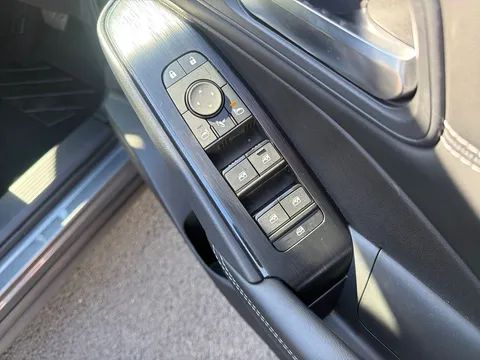 DP73TVD Nissan Qashqai 1.3 DiG-T MH 158 Acenta Premium 5dr Xtronic Thumbnail #22