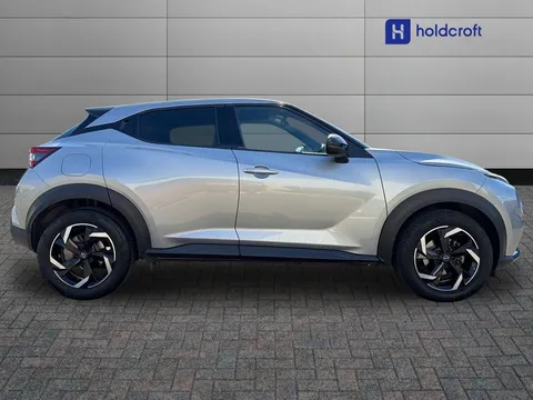 DY24JHJ Nissan Juke 1.0 DiG-T 114 N-Connecta 5dr Thumbnail #3