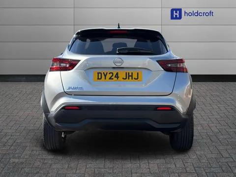 DY24JHJ Nissan Juke 1.0 DiG-T 114 N-Connecta 5dr Thumbnail #5