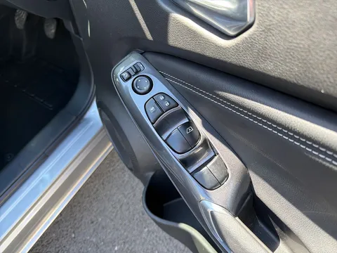 DY24JHJ Nissan Juke 1.0 DiG-T 114 N-Connecta 5dr Thumbnail #22