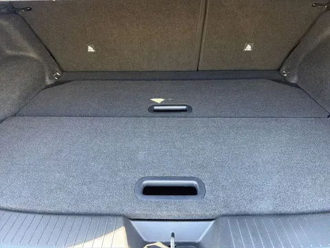 DX75XPE Nissan Qashqai 1.5 E-Power N-Connecta 5dr Auto Thumbnail #19