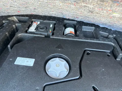 DX75XPE Nissan Qashqai 1.5 E-Power N-Connecta 5dr Auto Thumbnail #20