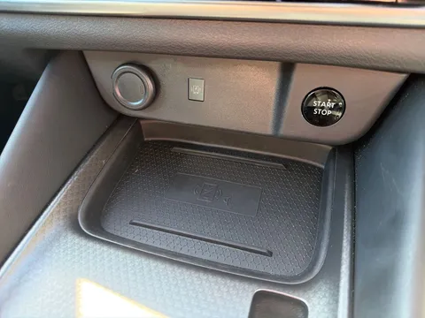 DX75XPE Nissan Qashqai 1.5 E-Power N-Connecta 5dr Auto Thumbnail #25