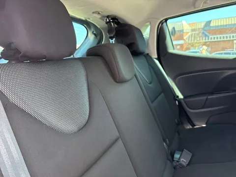 12 of 30 for Renault Clio 0.9 TCE 90 Iconic 5dr