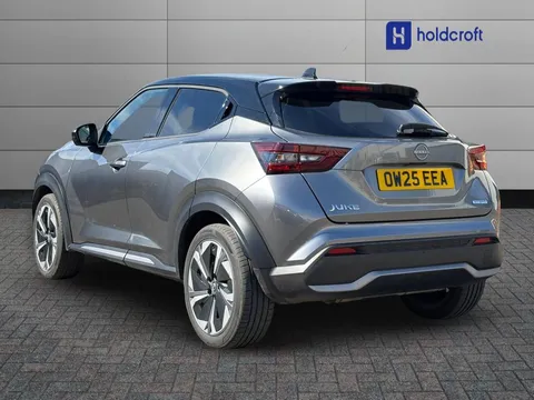 OW25EEA Nissan Juke 1.6 Hybrid Tekna+ 5dr Auto Thumbnail #4
