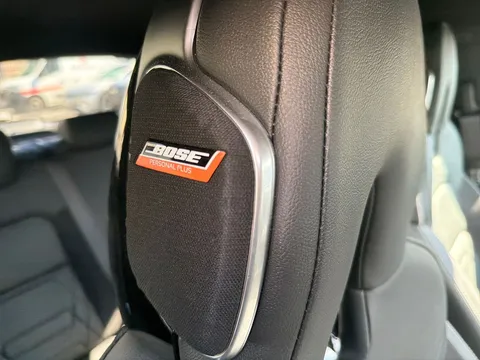 OW25EEA Nissan Juke 1.6 Hybrid Tekna+ 5dr Auto Thumbnail #23