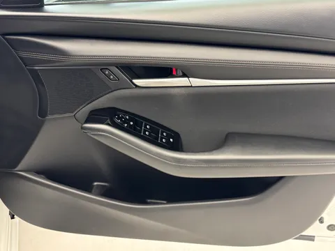 MD23XRR Mazda Mazda3 2.0 e-Skyactiv G MHEV Prime-Line 5dr Thumbnail #20