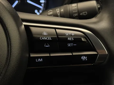 MD23XRR Mazda Mazda3 2.0 e-Skyactiv G MHEV Prime-Line 5dr Thumbnail #24