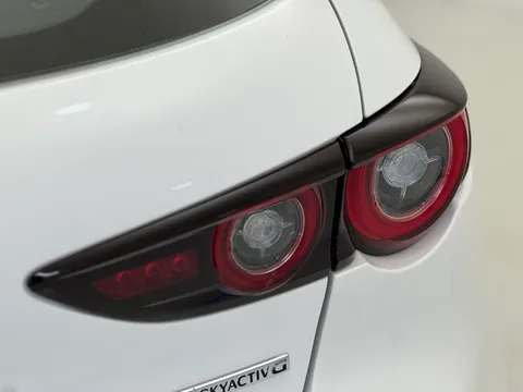 MD23XRR Mazda Mazda3 2.0 e-Skyactiv G MHEV Prime-Line 5dr Thumbnail #37