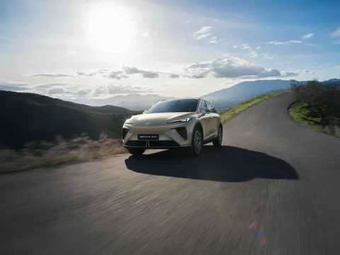  Mg S6 EV TROPHY DUAL MOTOR LONG RANGE Thumbnail #2