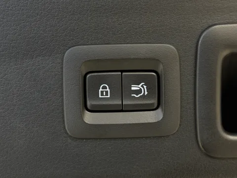 DU72XOV Mazda Cx-30 2.0 e-Skyactiv X MHEV Sport Lux 5dr Thumbnail #11