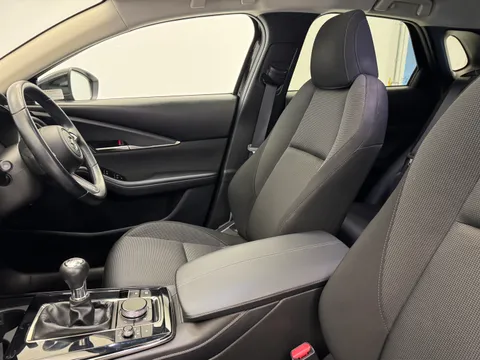 DU72XOV Mazda Cx-30 2.0 e-Skyactiv X MHEV Sport Lux 5dr Thumbnail #16