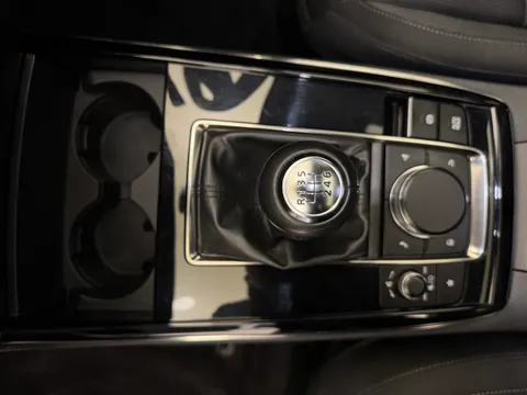 DU72XOV Mazda Cx-30 2.0 e-Skyactiv X MHEV Sport Lux 5dr Thumbnail #18