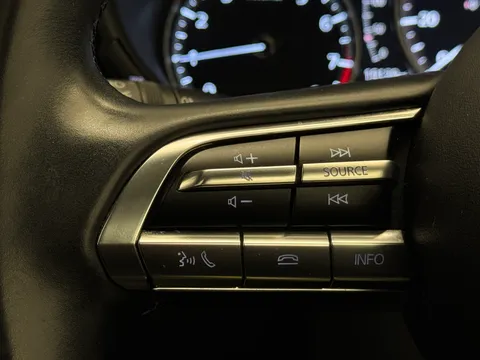 DU72XOV Mazda Cx-30 2.0 e-Skyactiv X MHEV Sport Lux 5dr Thumbnail #26