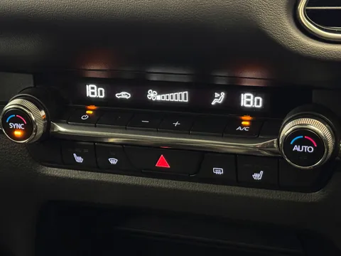 DU72XOV Mazda Cx-30 2.0 e-Skyactiv X MHEV Sport Lux 5dr Thumbnail #31