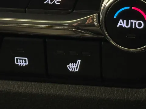 DU72XOV Mazda Cx-30 2.0 e-Skyactiv X MHEV Sport Lux 5dr Thumbnail #32