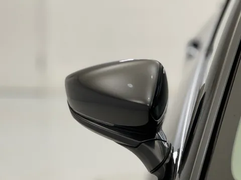 DU72XOV Mazda Cx-30 2.0 e-Skyactiv X MHEV Sport Lux 5dr Thumbnail #36