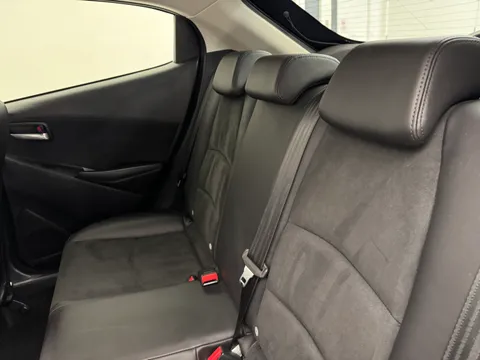 DN24CFP Mazda Mazda2 1.5 e-Skyactiv G MHEV 115 Homura Aka 5dr Thumbnail #11