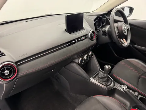 DN24CFP Mazda Mazda2 1.5 e-Skyactiv G MHEV 115 Homura Aka 5dr Thumbnail #13