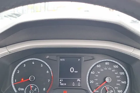 DA71LPP Volkswagen T-Roc 1.5 TSI Design 2dr DSG Thumbnail #12