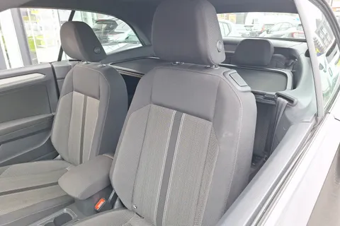 DA71LPP Volkswagen T-Roc 1.5 TSI Design 2dr DSG Thumbnail #27