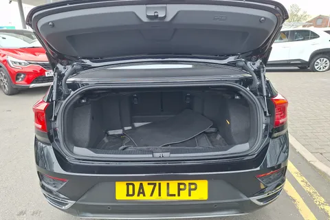 DA71LPP Volkswagen T-Roc 1.5 TSI Design 2dr DSG Thumbnail #20