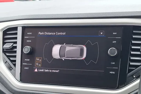 DA71LPP Volkswagen T-Roc 1.5 TSI Design 2dr DSG Thumbnail #38