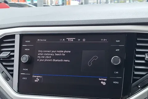 DA71LPP Volkswagen T-Roc 1.5 TSI Design 2dr DSG Thumbnail #41