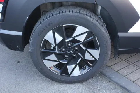 DG73MYL Hyundai Kona 1.6 GDi Hybrid Advance 5dr DCT Thumbnail #6