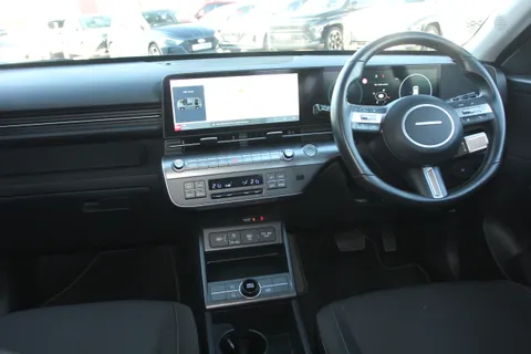 DG73MYL Hyundai Kona 1.6 GDi Hybrid Advance 5dr DCT Thumbnail #13