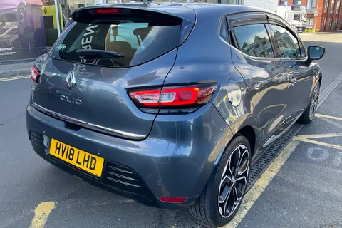 18 of 40 for RENAULT CLIO 1.5 dCi 90 Dynamique S Nav 5dr