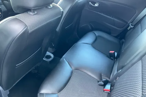 22 of 40 for RENAULT CLIO 1.5 dCi 90 Dynamique S Nav 5dr