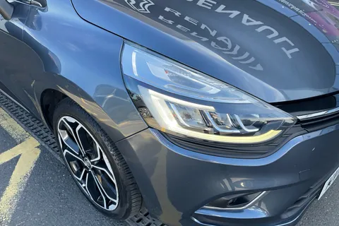 30 of 40 for RENAULT CLIO 1.5 dCi 90 Dynamique S Nav 5dr